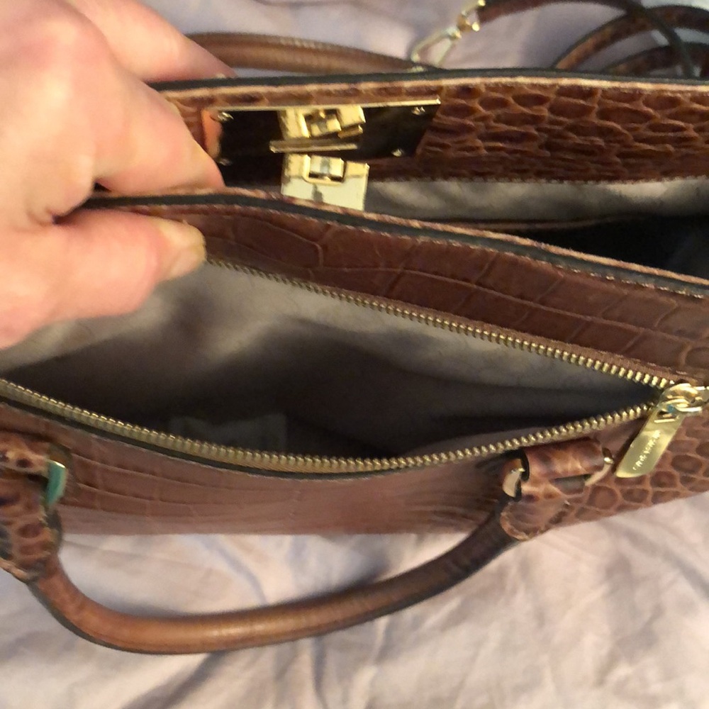 Michael Kors large Astrid handbag in walnut Rolled handles Crossbody strap - Picture 10 of 16
